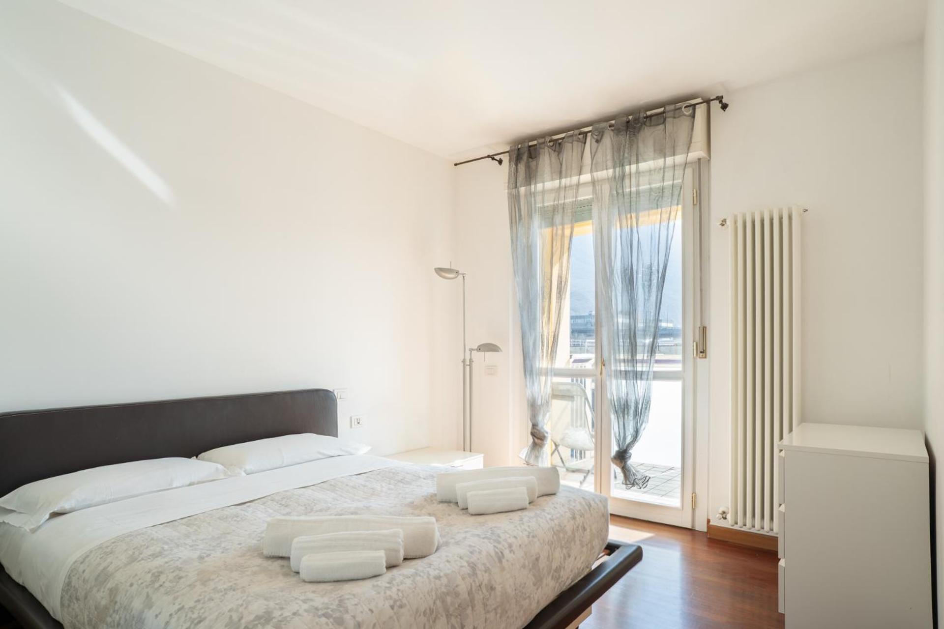לקו Large Well-Equipped Appartement Near Como Lake מראה חיצוני תמונה